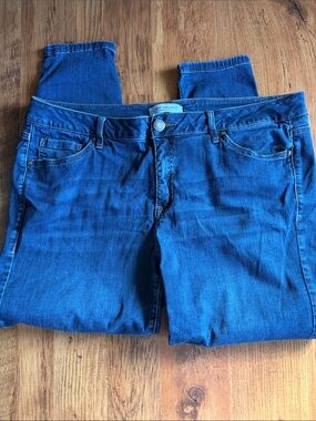 Lane Bryant Blue Denim mid rise super stretch skinny Jeans sz18R